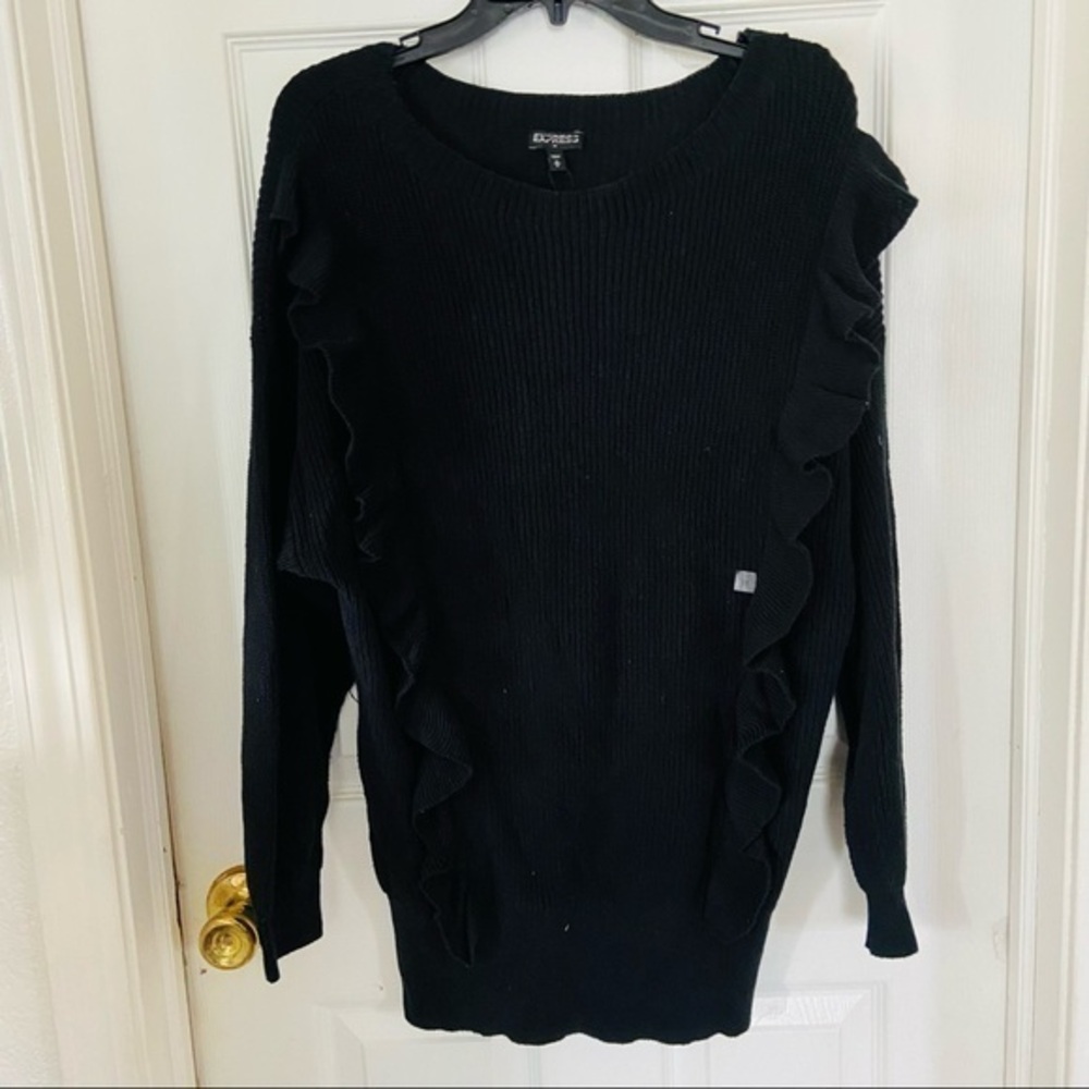 NWOT EXPRESS black ruffle sides cotton warm winter knit sweater size medium